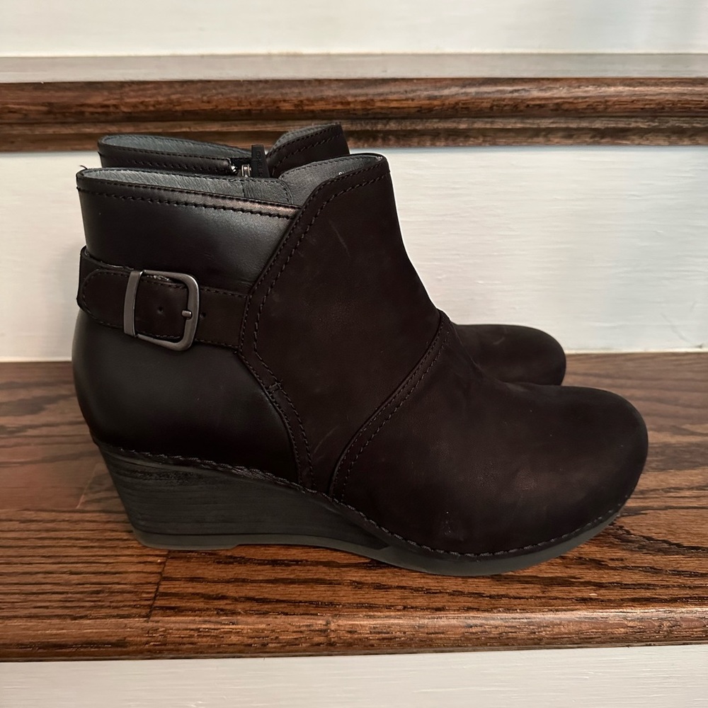 Dansko Shirley Nubuk Leather Wedges Ankle Boots Booties
